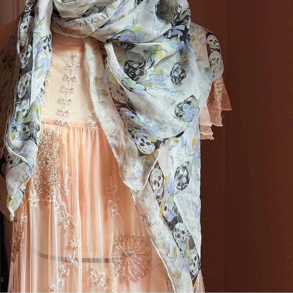 🥀Alexander McQueen Silk Skull Scarf Mint / Ash Grey with Floral Overlay🥀